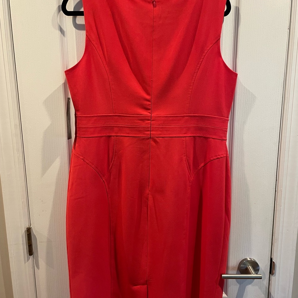 Evan Picone Vibrant Red Sleeveless Midi Dress - Picture 6 of 7
